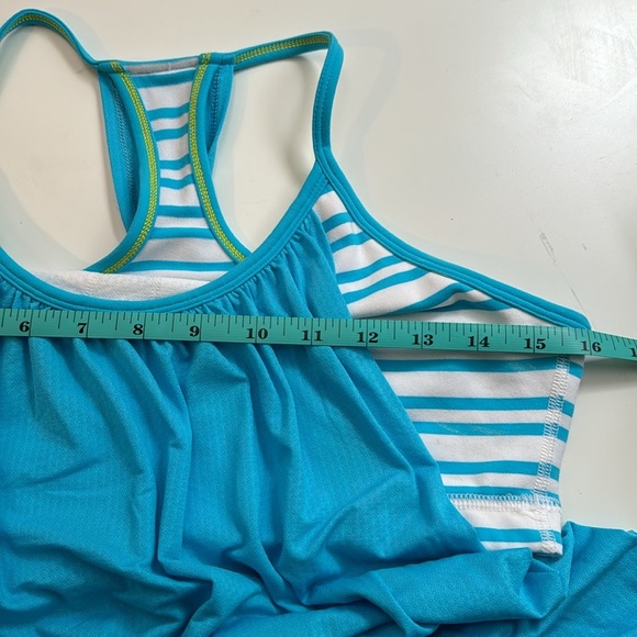 Lululemon No Limit Yoga Tank Built In Bra Blue Twin Striped Top Size 6 - Picture 11 of 11